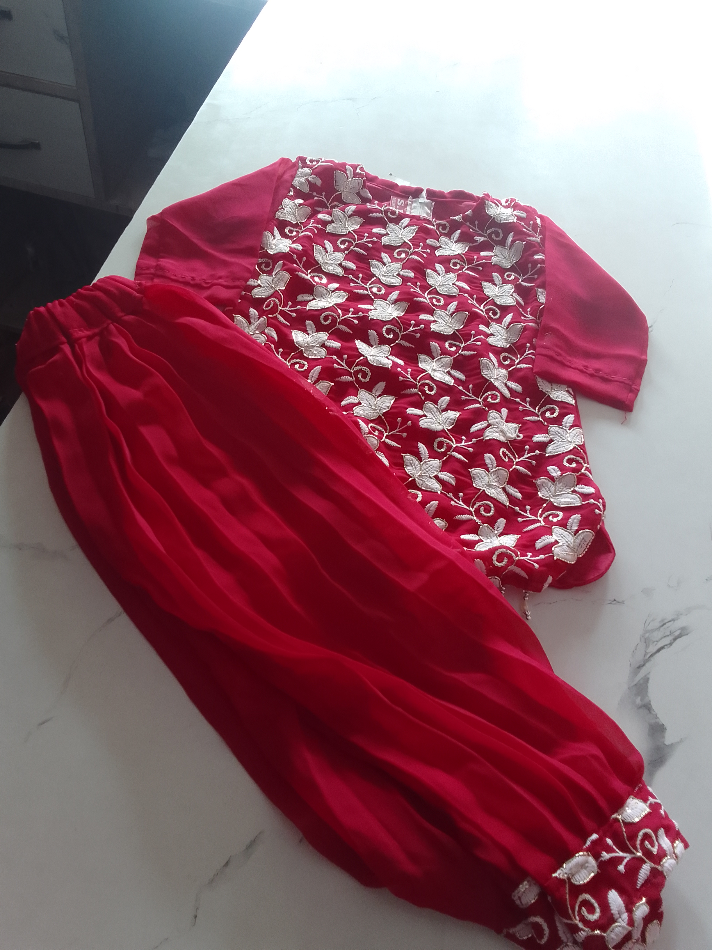 Girls wear