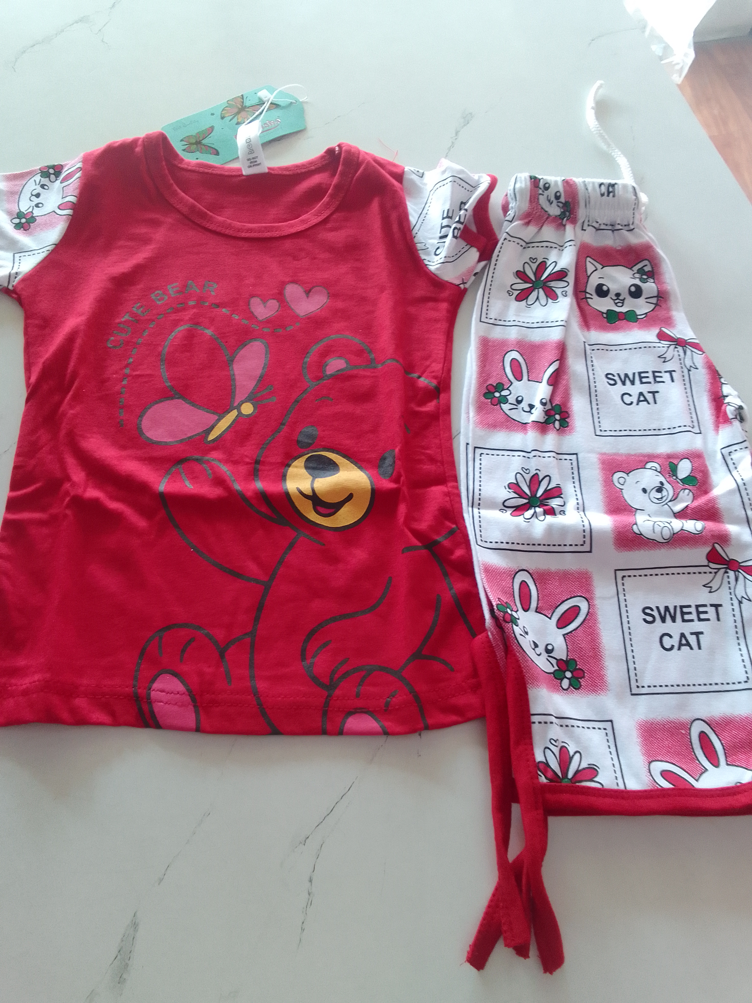 Girls wear